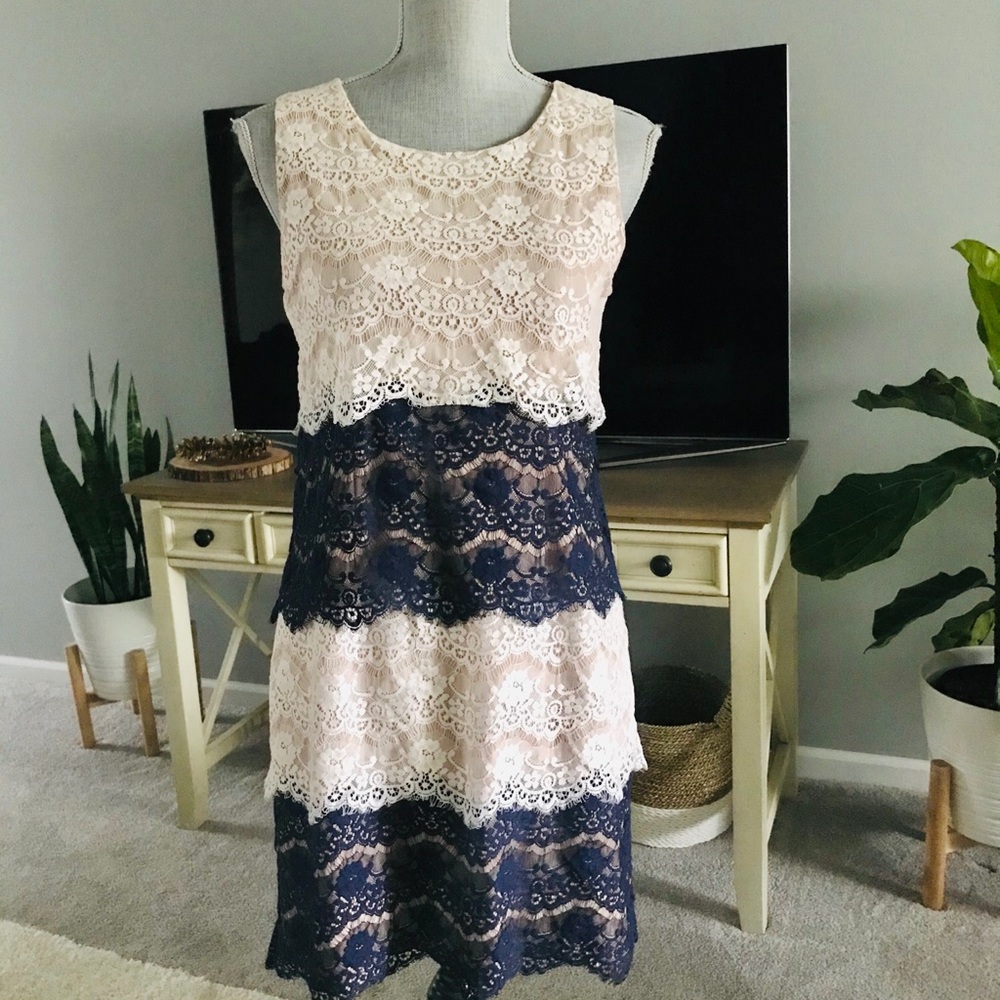 🌸 Jessica Simpson Dress